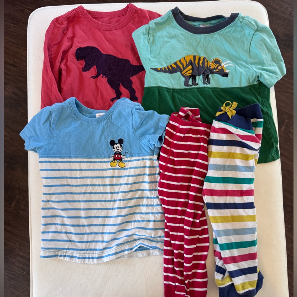 Mini Boden / Hannah Andersson Disney/ Dinosaurs/ Stripes tees and pants size 3